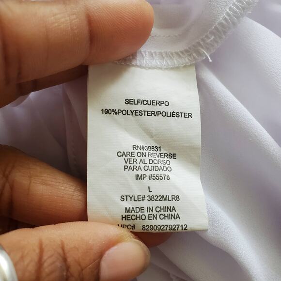 XOXO White Angel Sleeve Sheer Flowy V-Neckline Top L - Picture 9 of 10